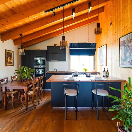 Lägenhet Casa Mila - Vicino Al Centro *